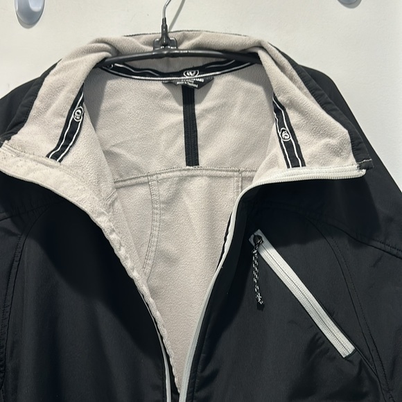 Pearl izumi great men’s jacket for all kinds of wet weather. Full zip & high zip - Picture 5 of 7